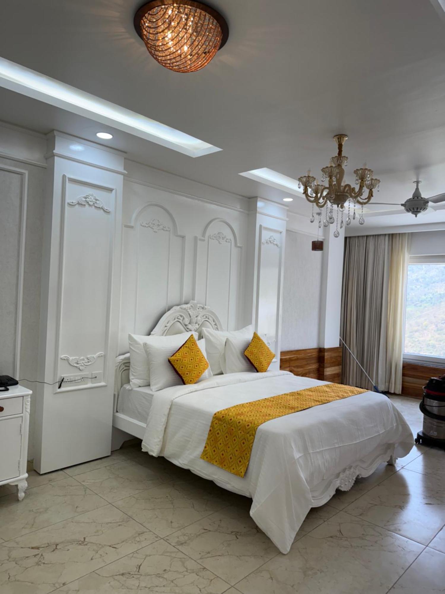 Sterling Kastoori Rudraprayag Hotel Kültér fotó